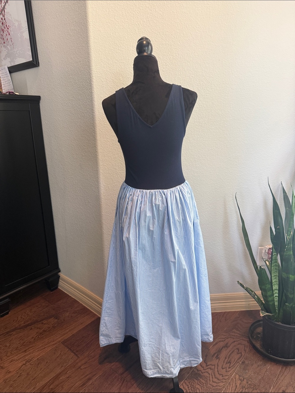 Lift, summer waist line midi dress - Picture 5 of 7